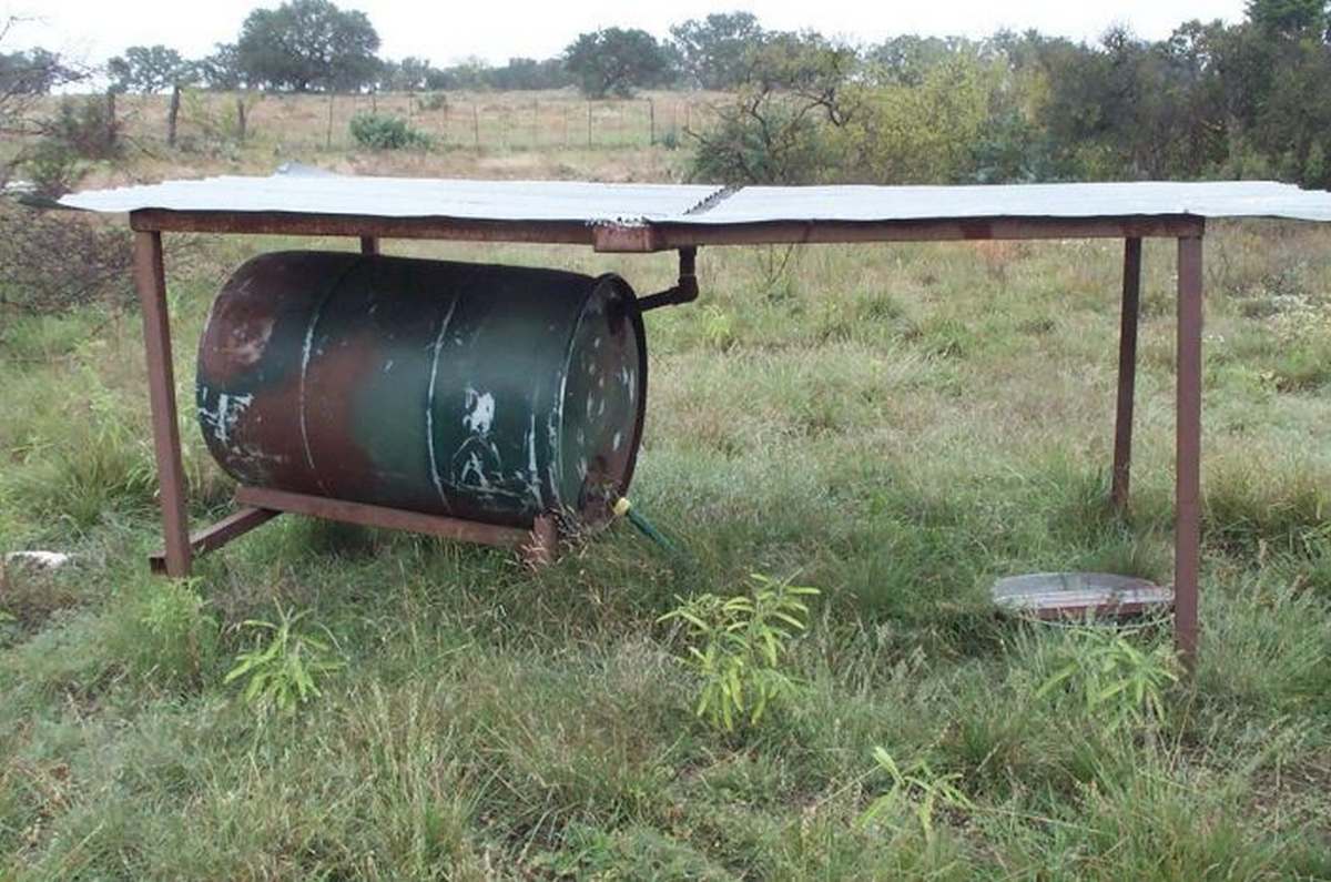 Roof and Barrel for Collecting and Storing Rainwater